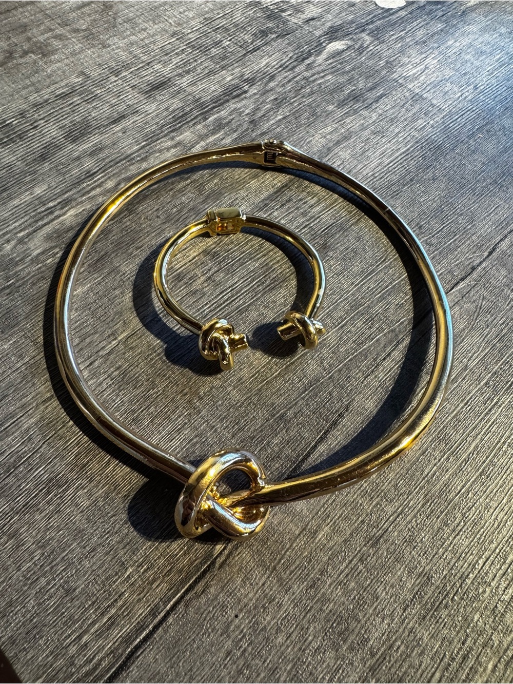 Gold Toned Knot Collar Necklace and Bracelet Set